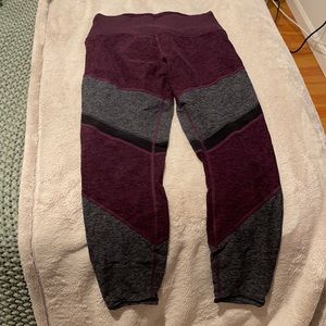 Alo Multi colored leggings!